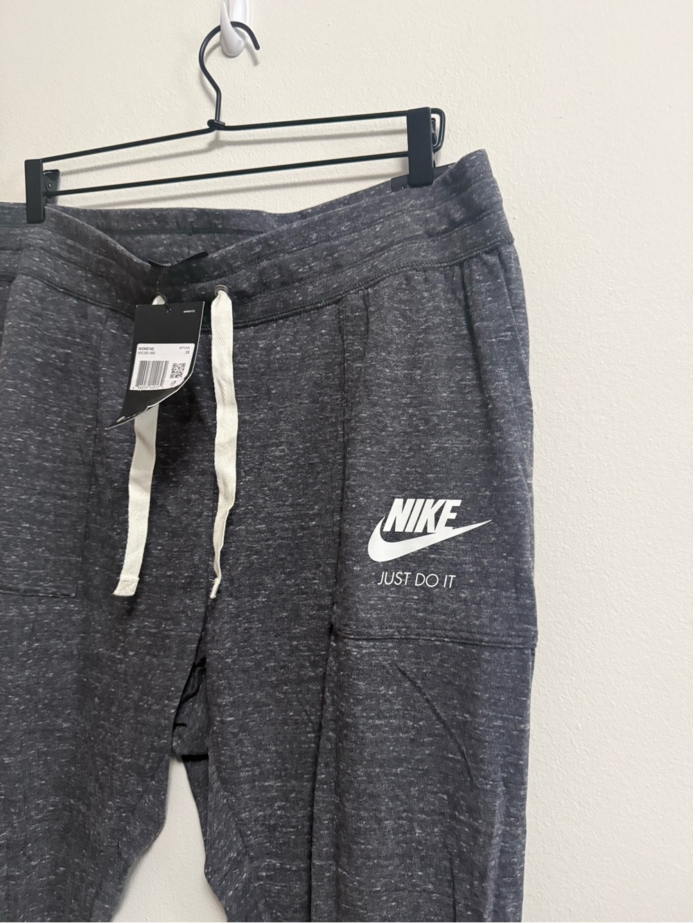 Nike Kids Charcoal Gray Jogger Sweatpants with White Logo - Picture 2 of 5